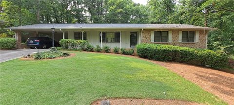 2600 Amberly Drive Dunwoody GA 30360