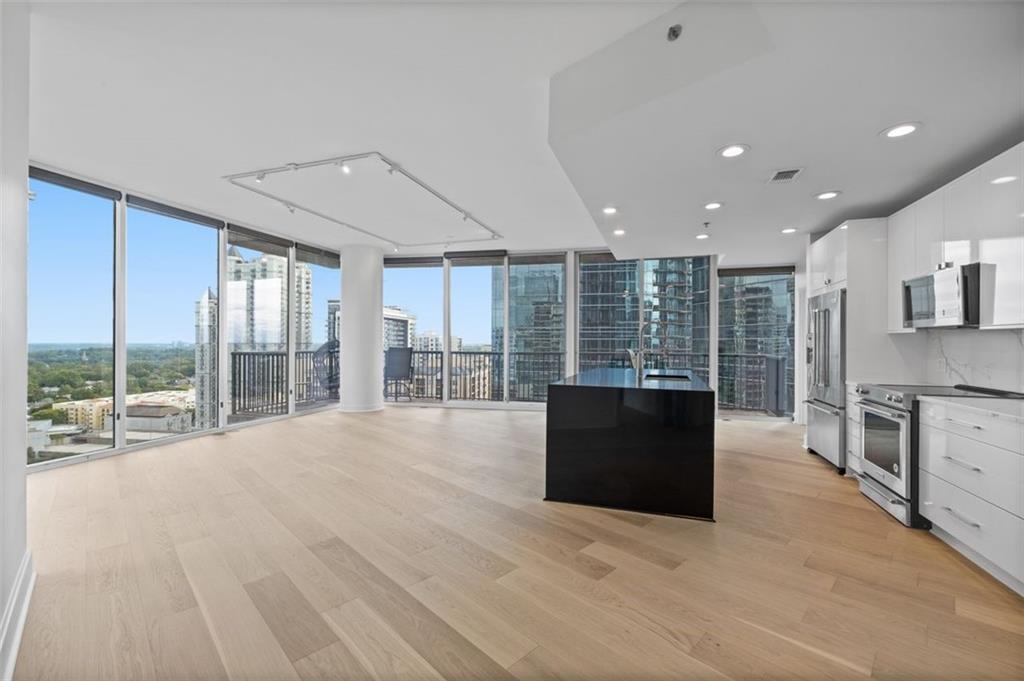 1080 Peachtree Street 1703