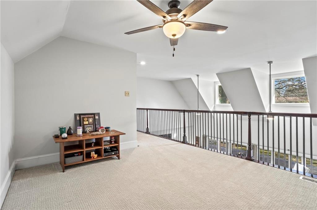Milton Manor - Residential
