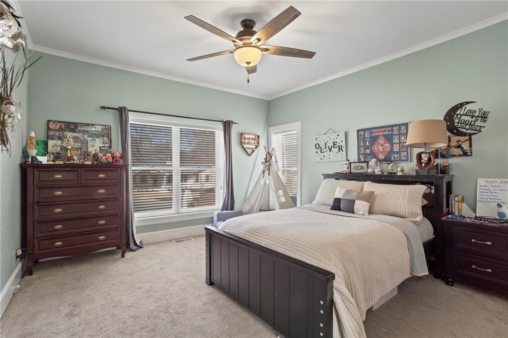 Milton Manor - Residential