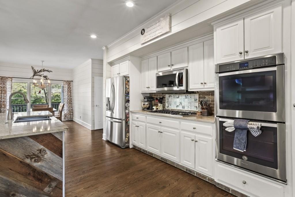 417 Lynne Circle, Alpharetta, Georgia image 17