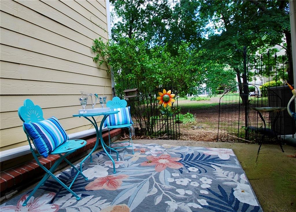 Camden Pond - Residential