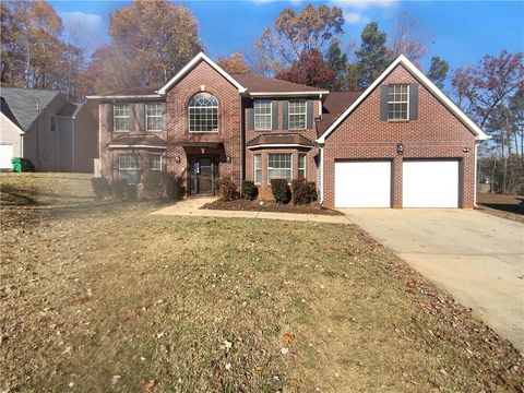 A home in Ellenwood