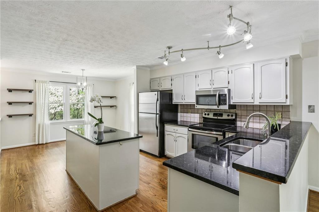 222 Forkner Drive #18