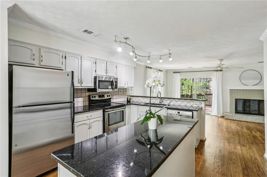 222 Forkner Drive #18