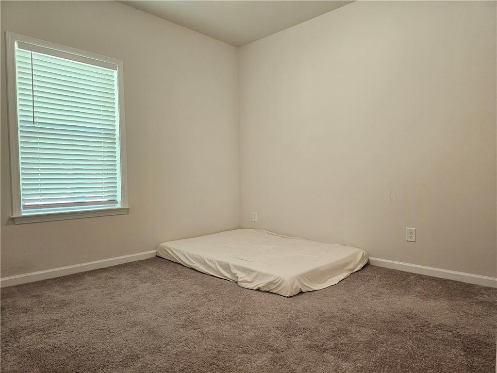 261 Mahone Drive, Lilburn, Georgia image 4