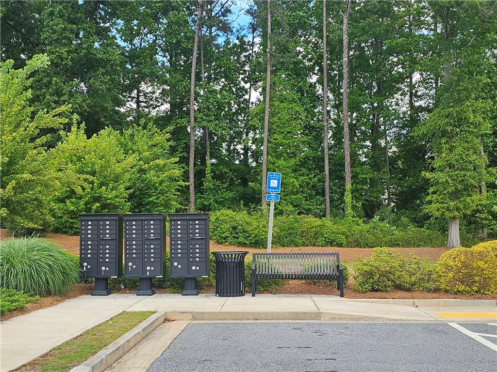 261 Mahone Drive, Lilburn, Georgia image 32
