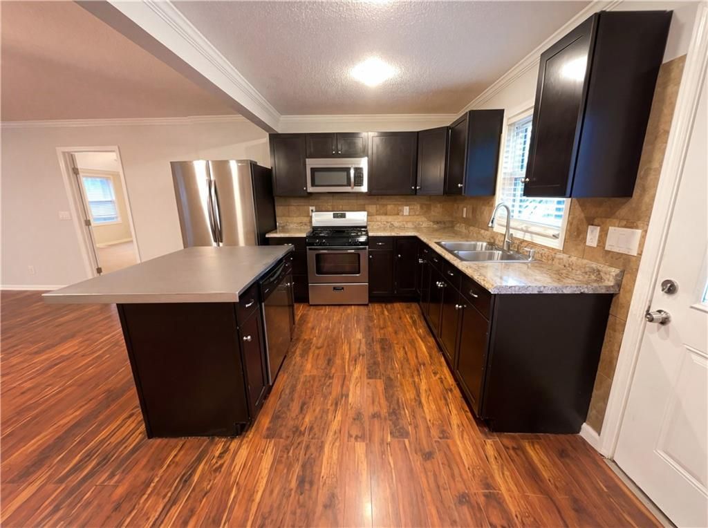 Photo of 431 Cedarcrest Road, Dallas, GA 30132 (MLS # 7727734)