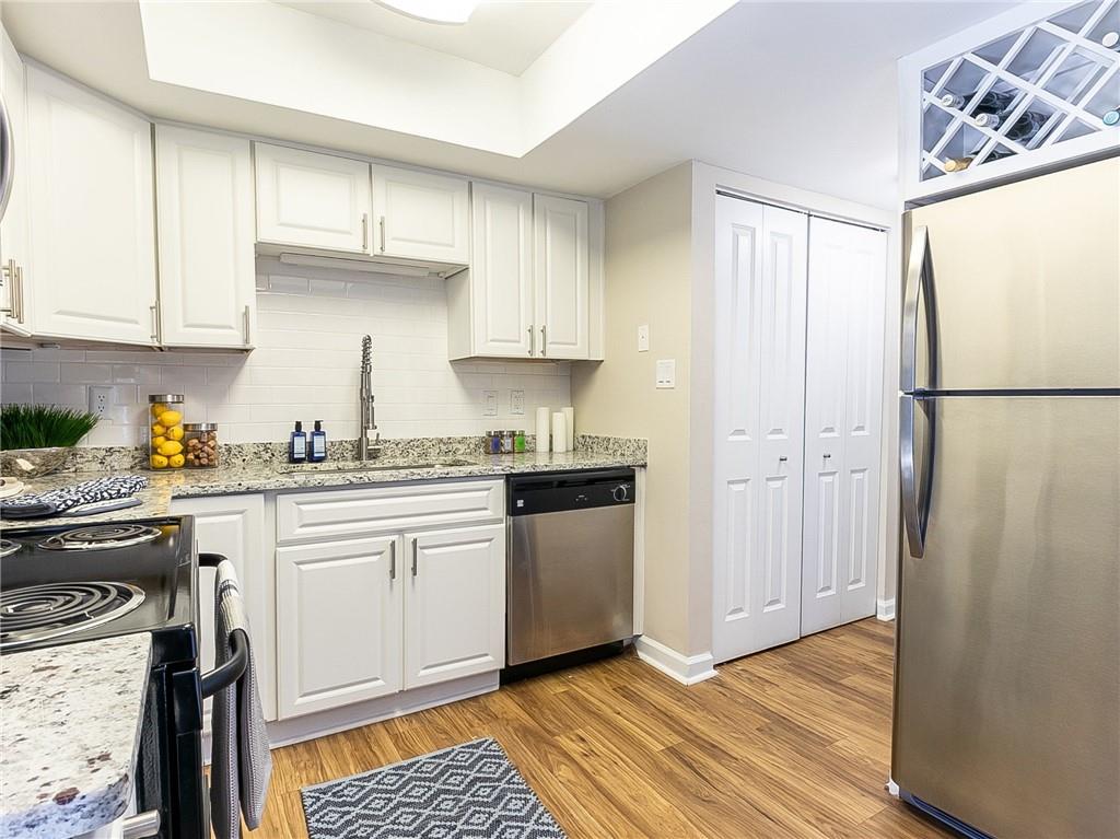 1500 Harbor Landing 0102