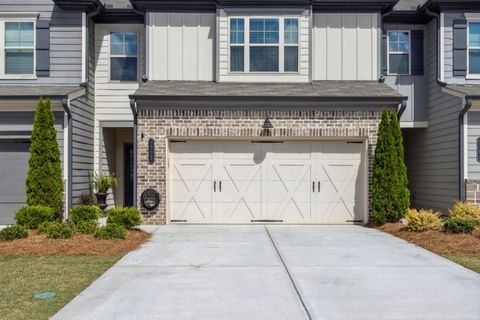 A home in Flowery Branch