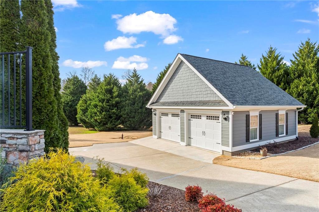 117 Sharp Mountain Crk