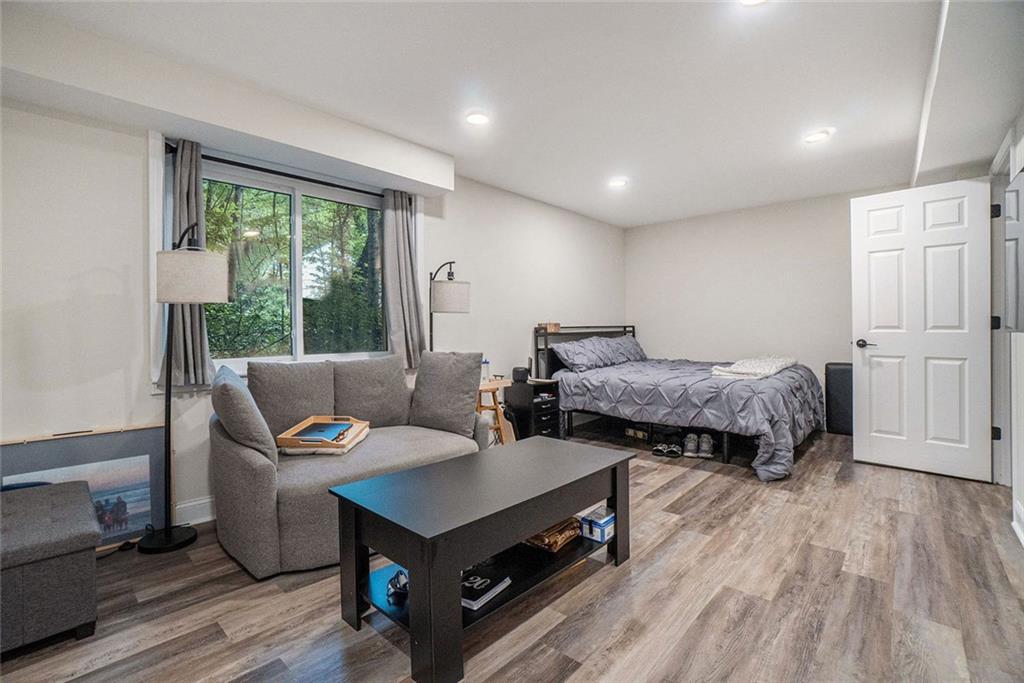 SPRING CREEK - Residential