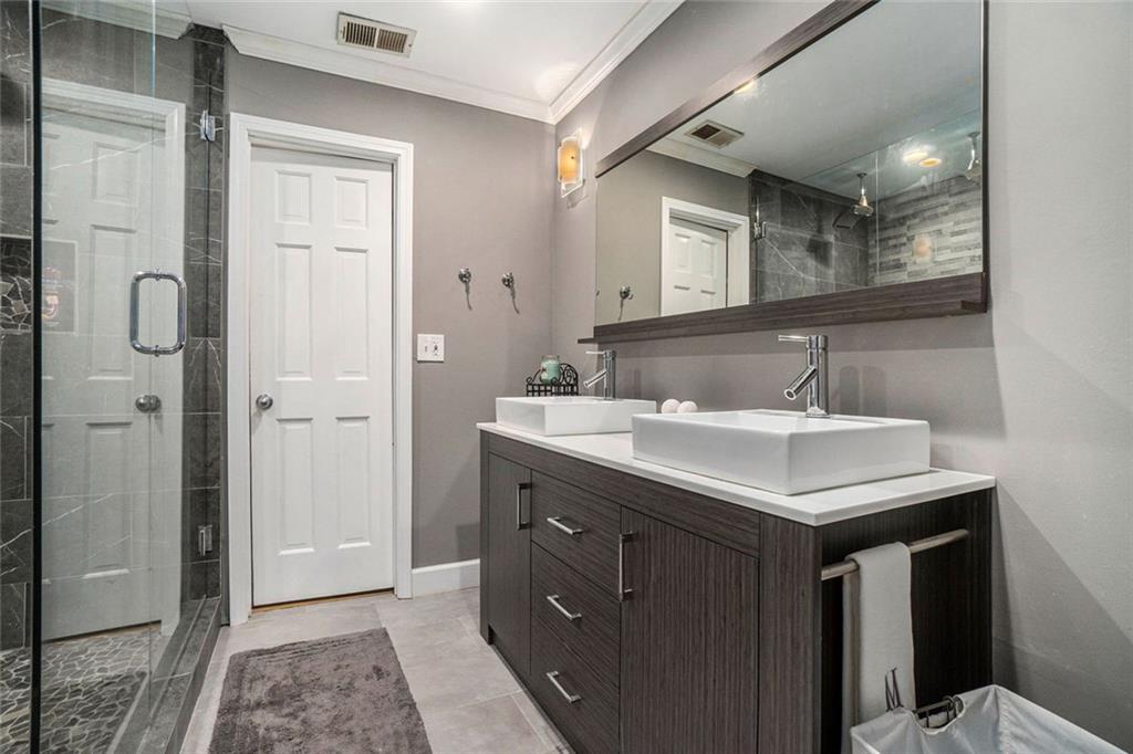 SPRING CREEK - Residential