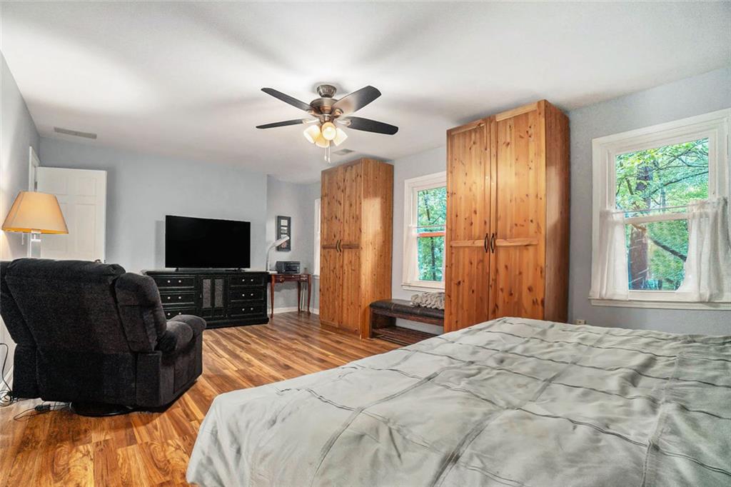 SPRING CREEK - Residential