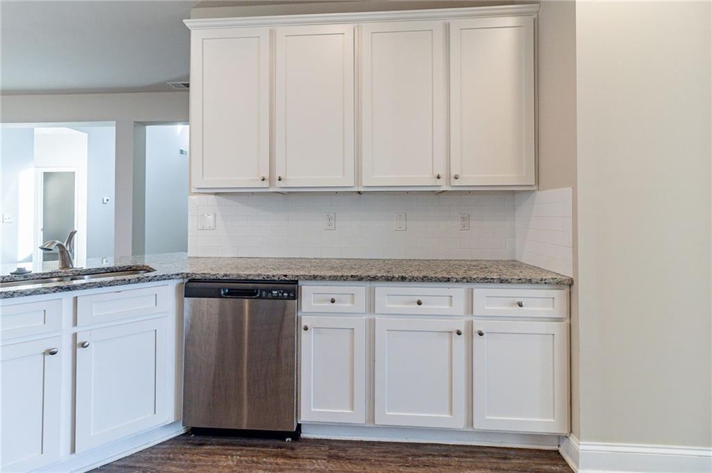 96 Donegal Way, Dallas, Georgia image 3