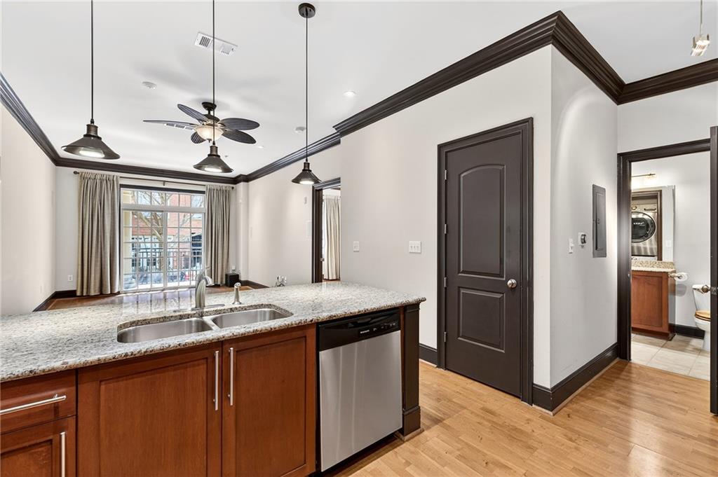 1055 Piedmont Avenue NE 109