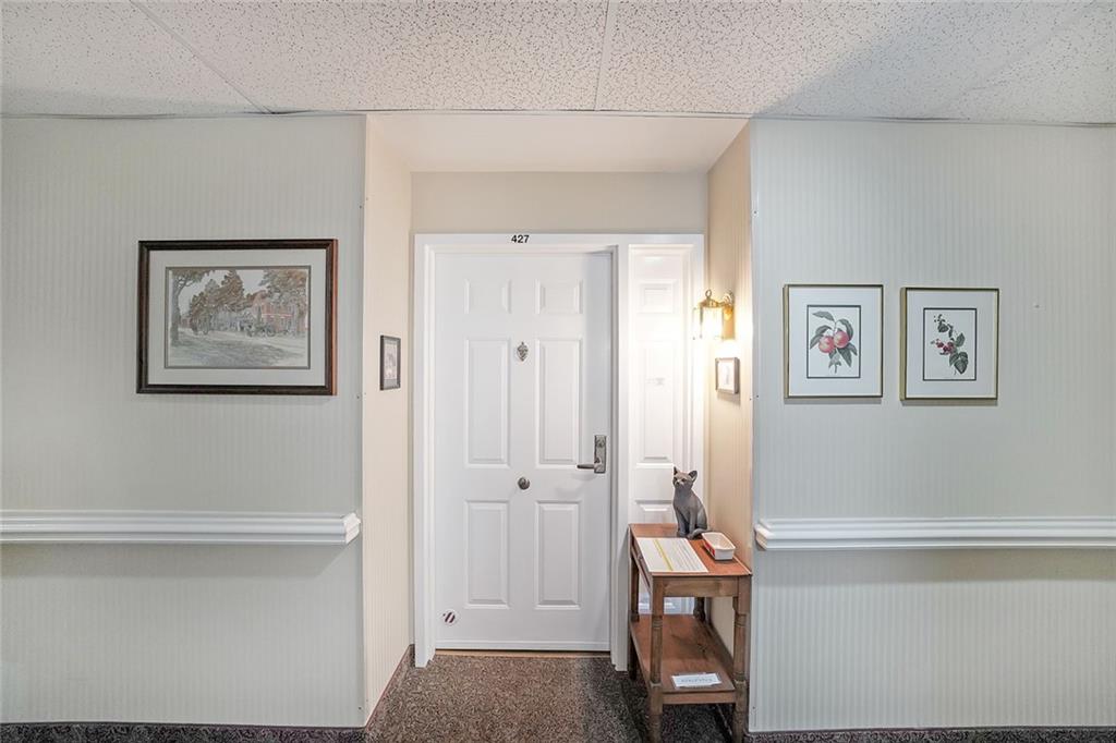 1800 Clairmont Lake 427