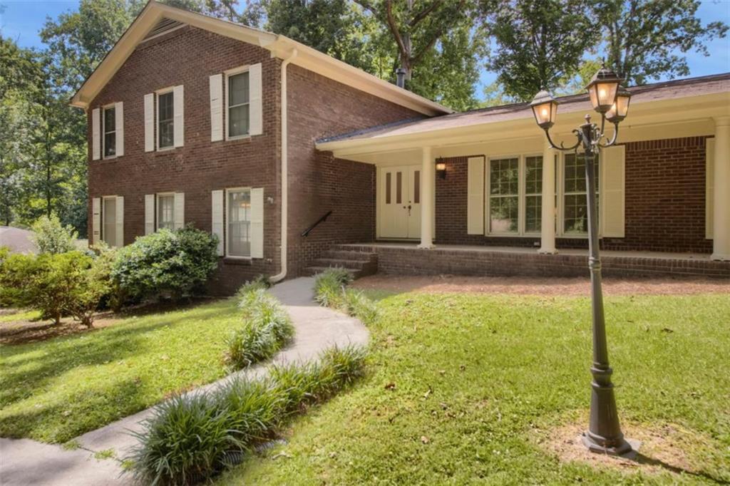 3606 Rainbow Circle