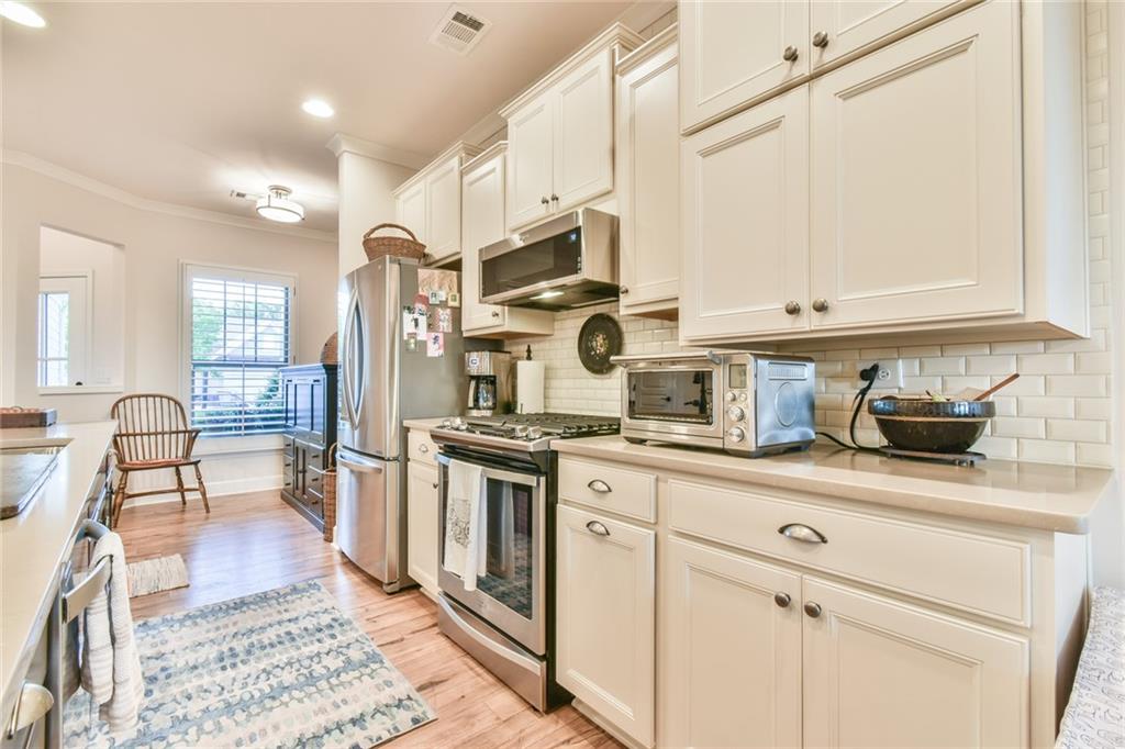 5641 Tisbury Court, Hoschton, Georgia image 11