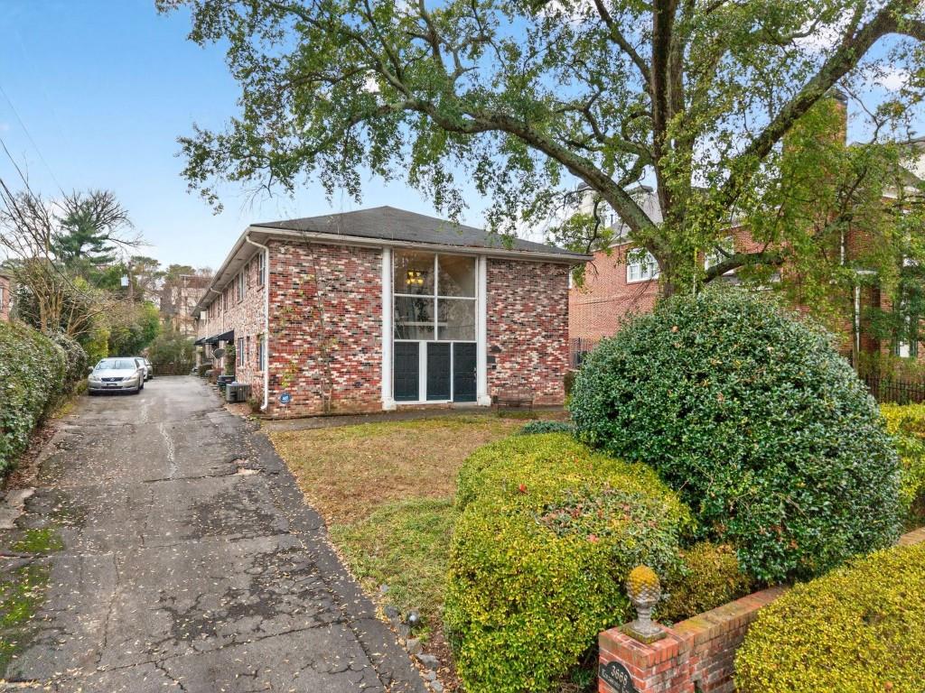 3668 Kingsboro Road NE 9