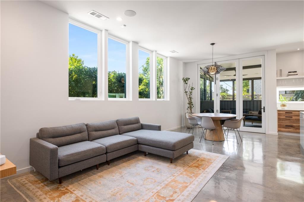 53 Daniel Street SE
