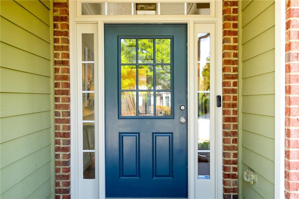 5424 Landsdowne Court, Cumming, Georgia image 4