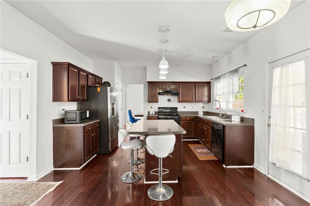 3515 River Summit Trail