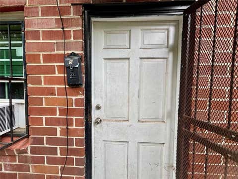 Apartment For Rent - 1048 Washington Street #5<br/> Atlanta, GA 30315