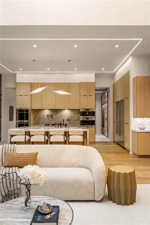 654 Longleaf Drive NE