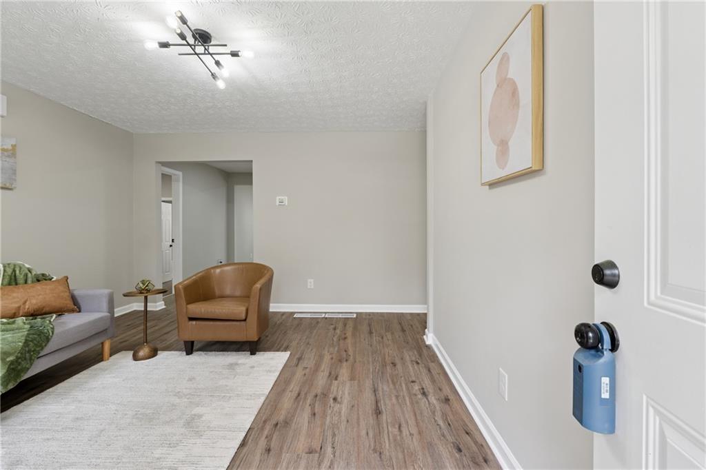 2115 Randolph Circle, Kennesaw, Georgia image 3