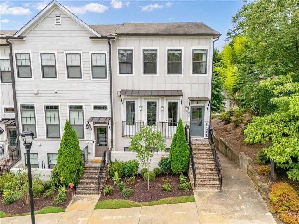 1993 Rockledge Road NE