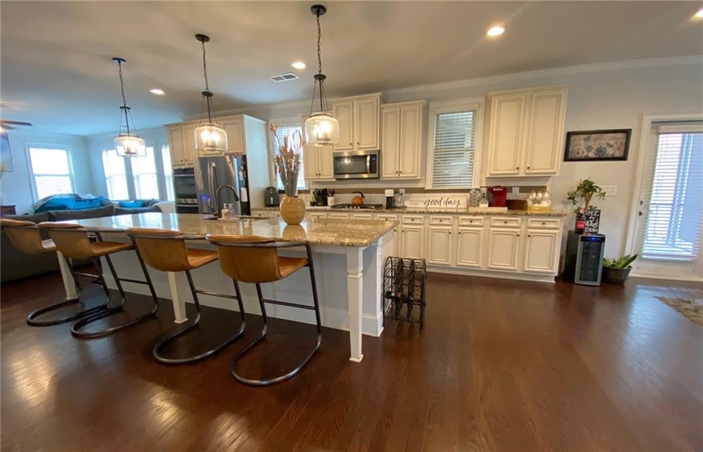 4806 RALIN Court