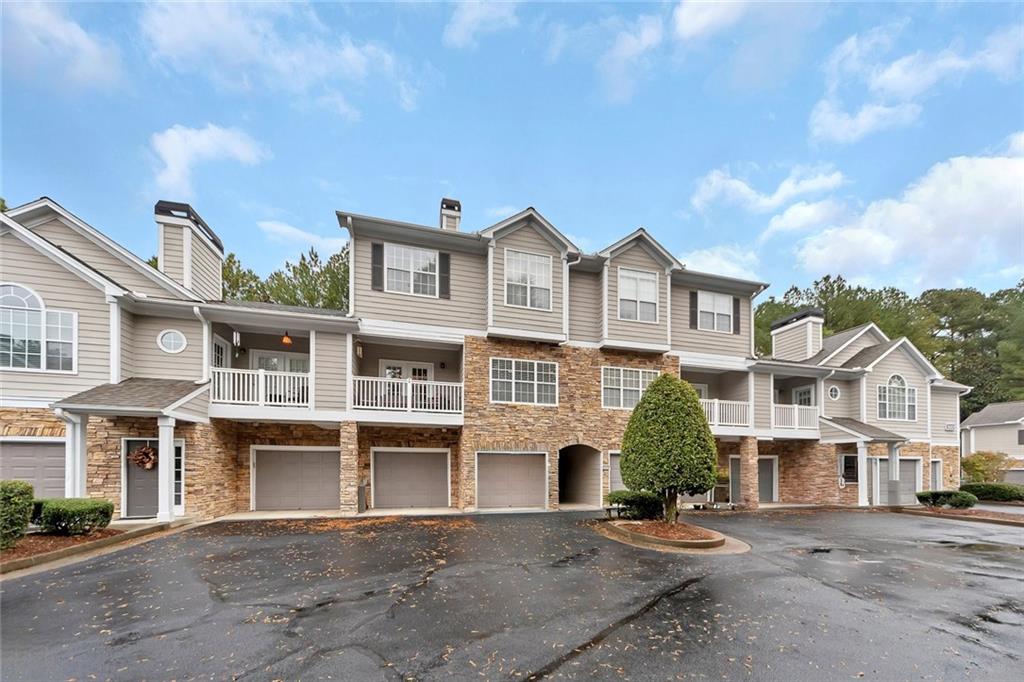 The Crossings at Towne Lake - Residential