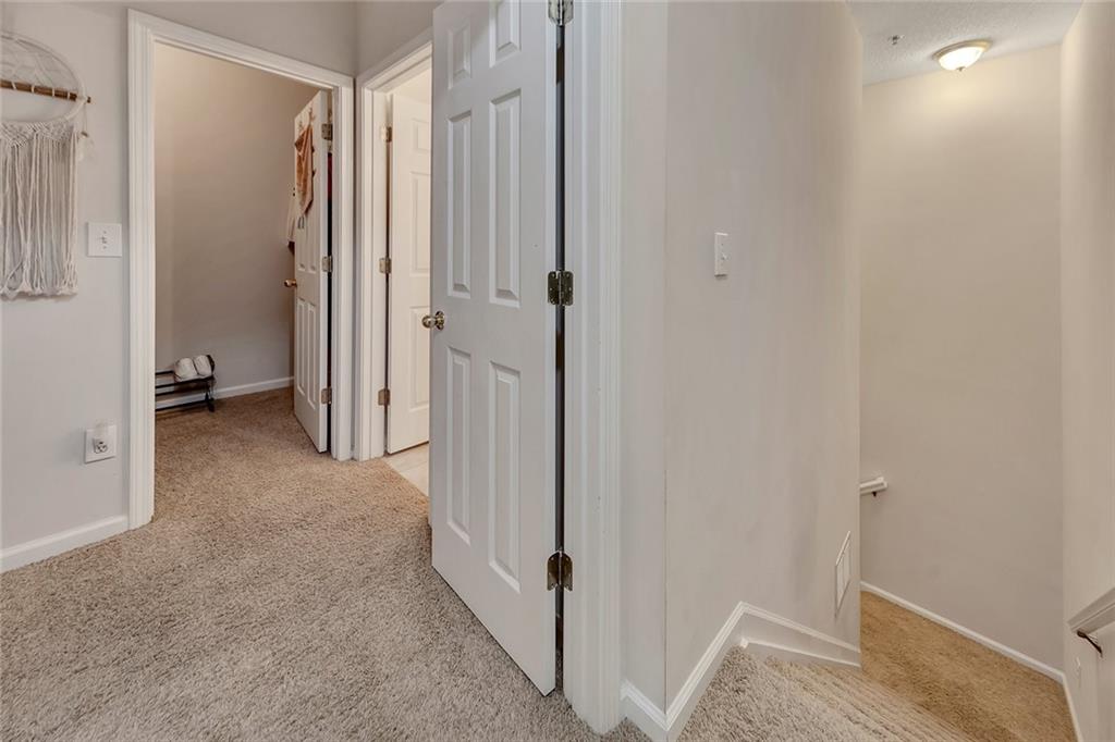 The Crossings at Towne Lake - Residential