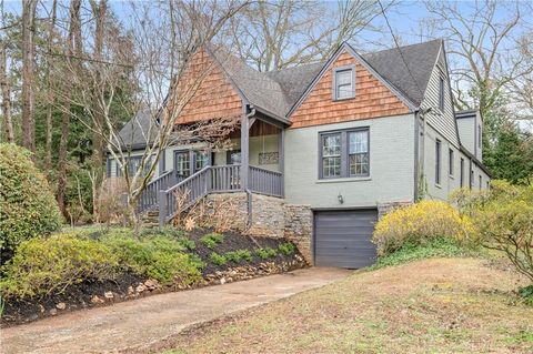 Photo of 143 Parkside Circle, Decatur, GA 30030 (MLS # 7726940)