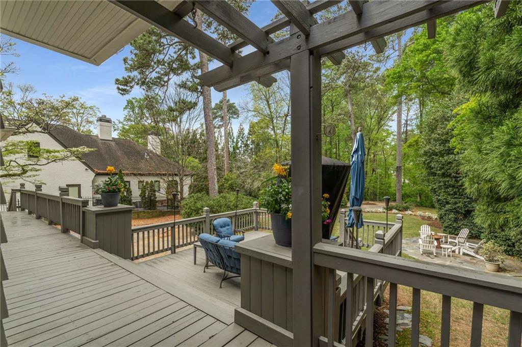 4220 Club Drive, Atlanta, Georgia image 36