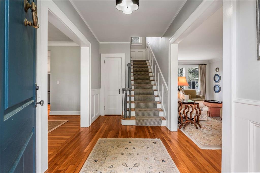 4220 Club Drive, Atlanta, Georgia image 7