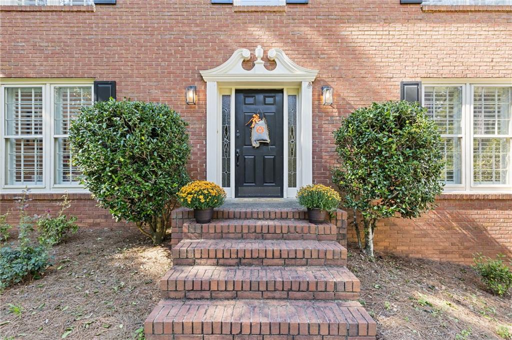 5023 Winford Court