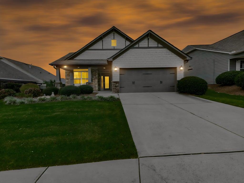601 Hemlock Trail