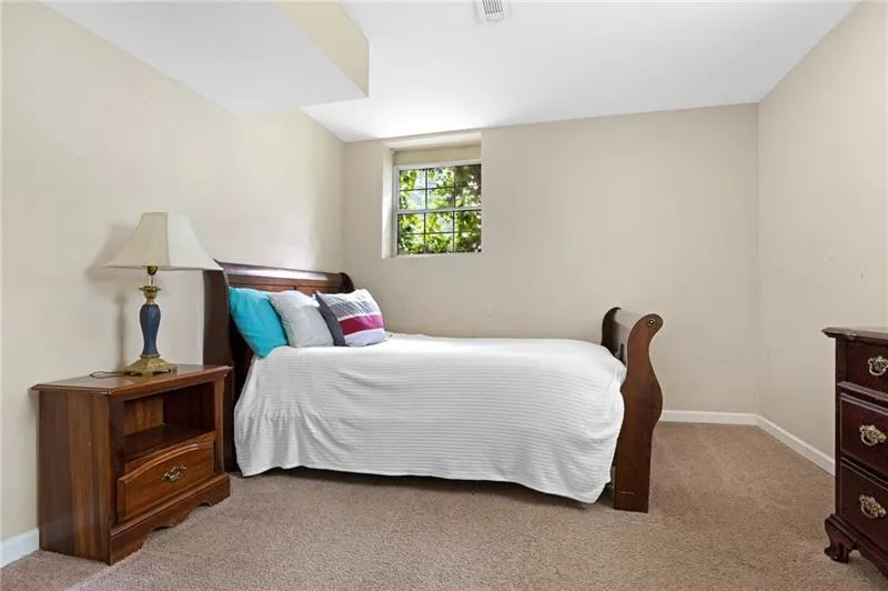 Smyrna, Georgia 30080, United States, 4 Bedrooms Bedrooms, ,4 BathroomsBathrooms,Residential,Active,146159