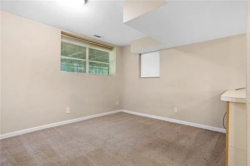 Smyrna, Georgia 30080, United States, 4 Bedrooms Bedrooms, ,4 BathroomsBathrooms,Residential,Active,146159