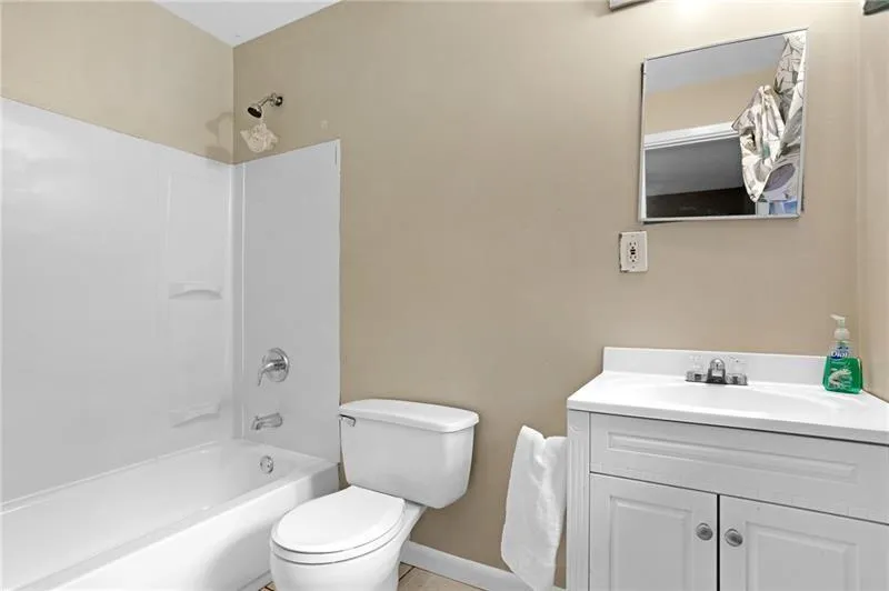 Smyrna, Georgia 30080, United States, 4 Bedrooms Bedrooms, ,4 BathroomsBathrooms,Residential,Active,146159