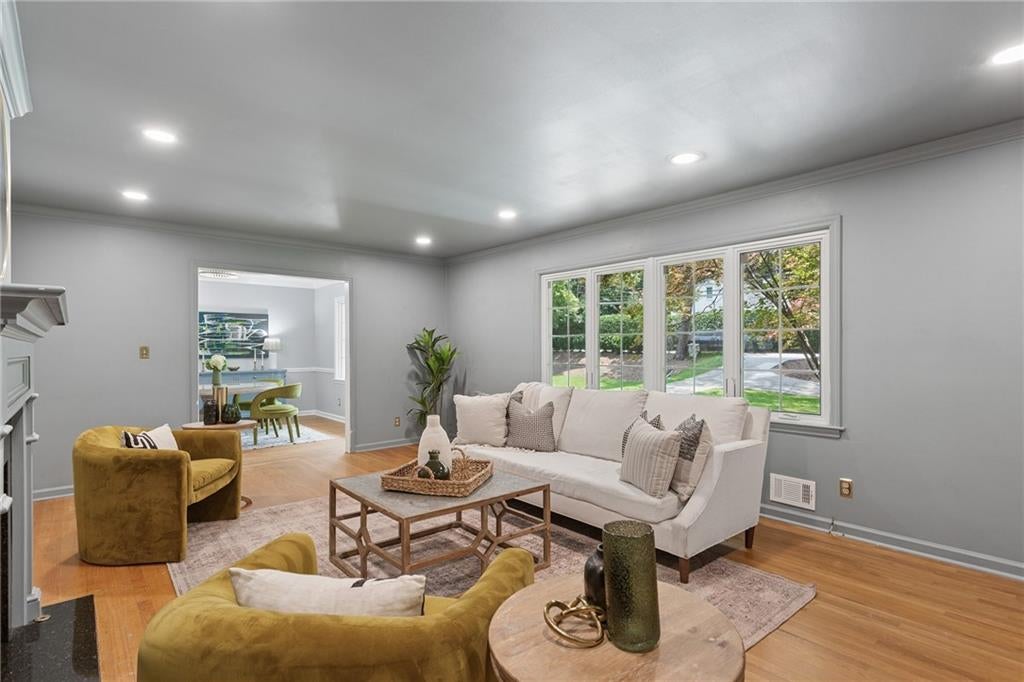 3920 Peachtree Dunwoody Road NE