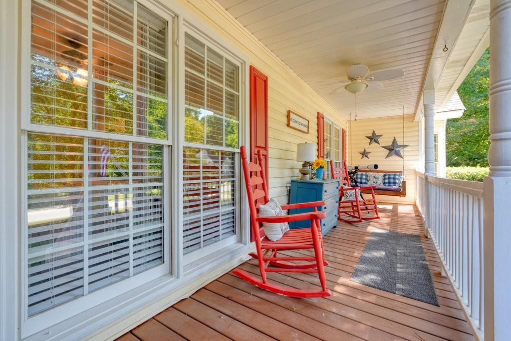 425 Kings Walk