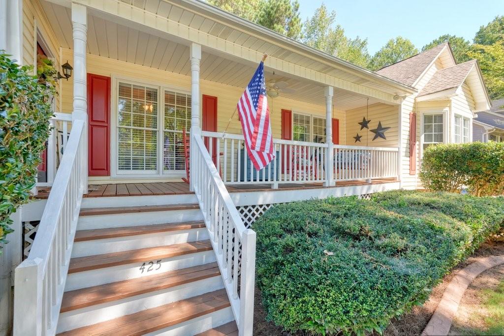 425 Kings Walk