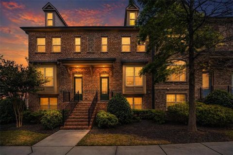 Townhouse For Sale - 1097 Township Square<br/> Alpharetta, GA 30022