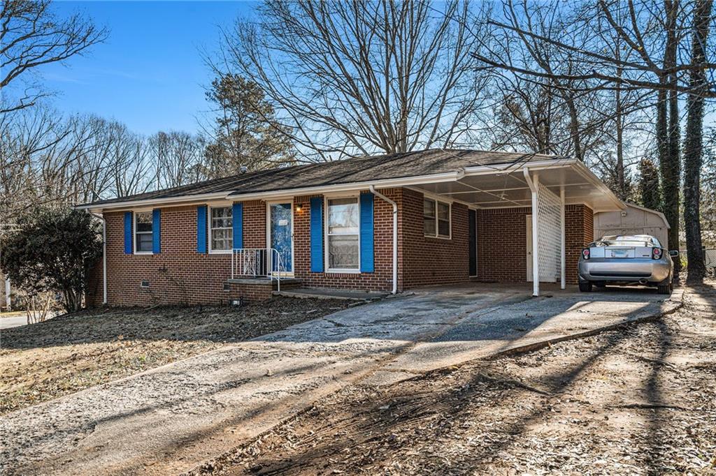 913 Longleaf Drive, Forest Park, Georgia image 3