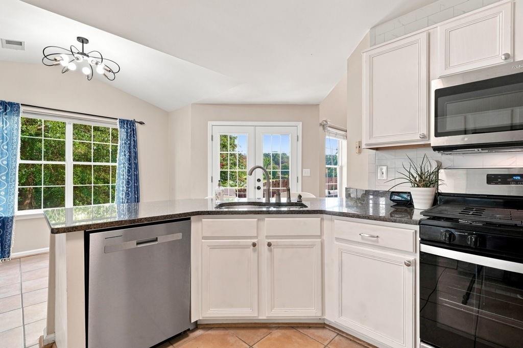 15000 Crabapple Lake Drive, Roswell, GA, 30076 15000 Crabapple Lake Drive