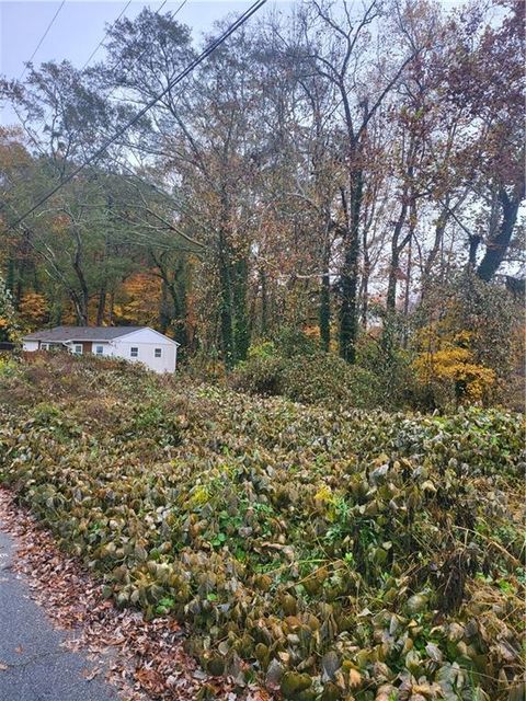 Vacant Land For Sale - 00 Swallow Circle<br/> Fulton County, Atlanta, GA 30315