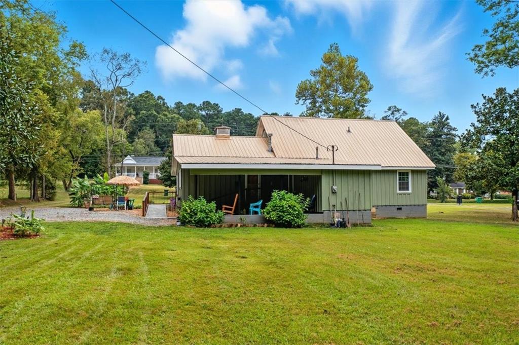 241 Riverbend Dr